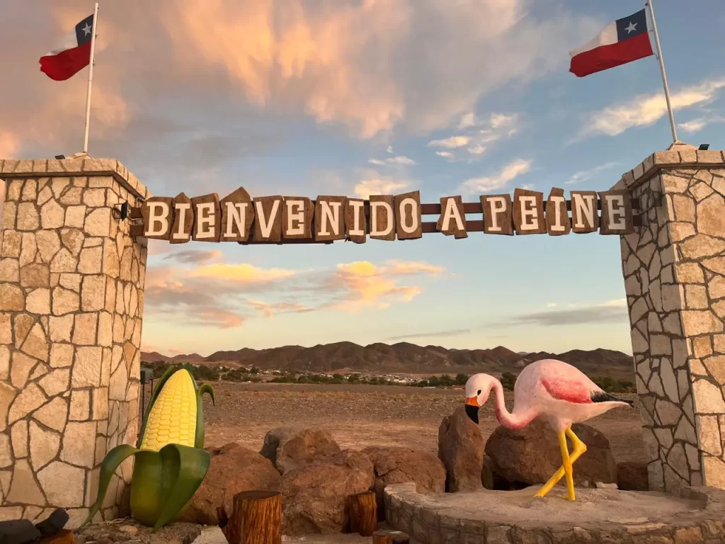 Hospedaje pictografía bienvenido a Peine